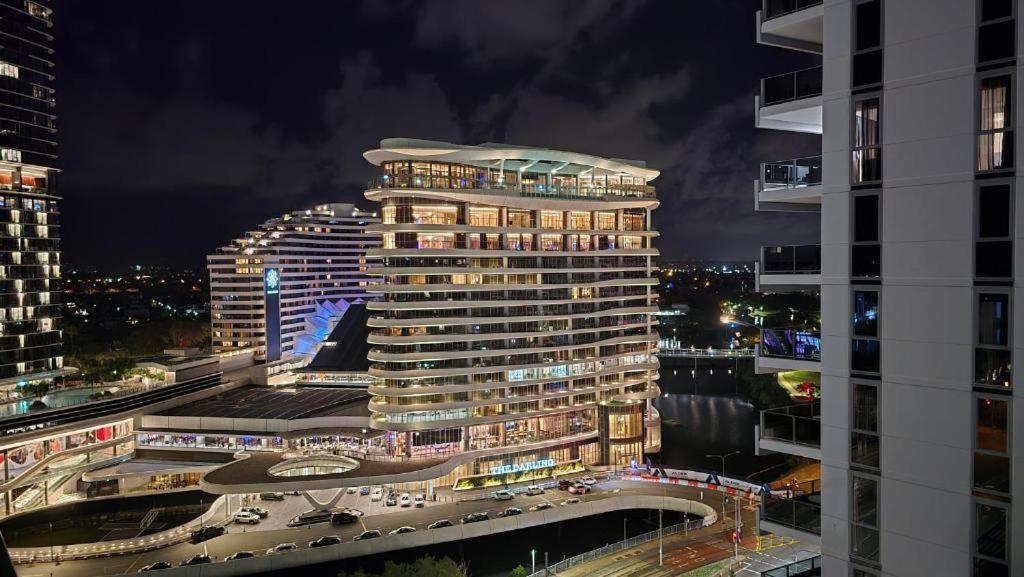 Broadbeach Business Or Leisure Gold Coast Exterior photo